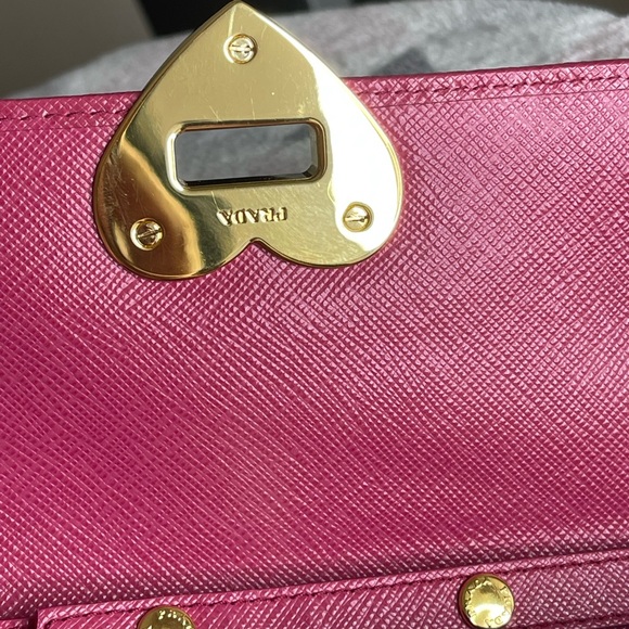 PRADA VINTAGE HEART Wallet on chain saffiano leather (PINK) - Picture 8 of 12